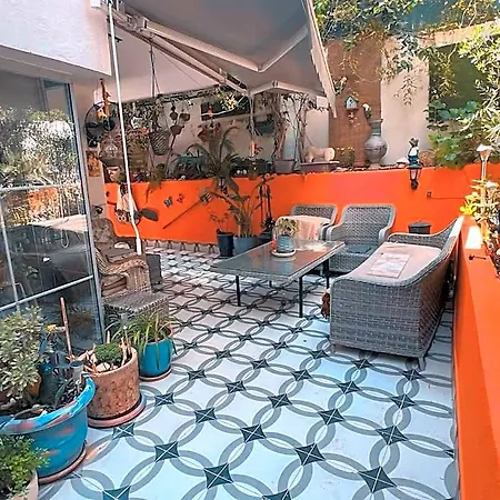 Izmir & Garden Otel *